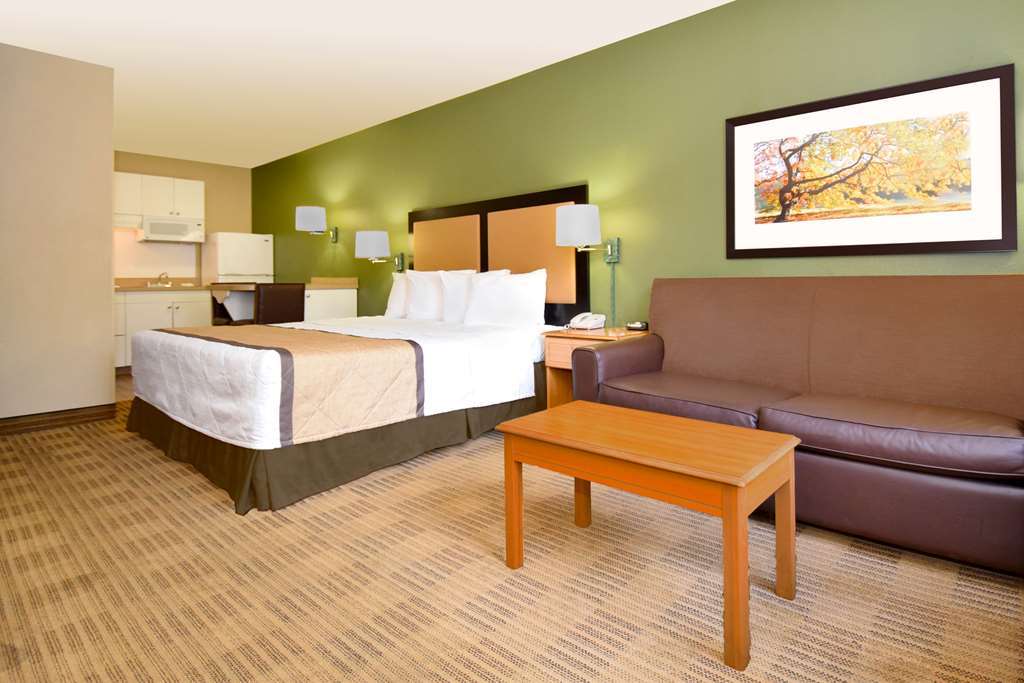 Economy Suites Dtc Denver Room photo